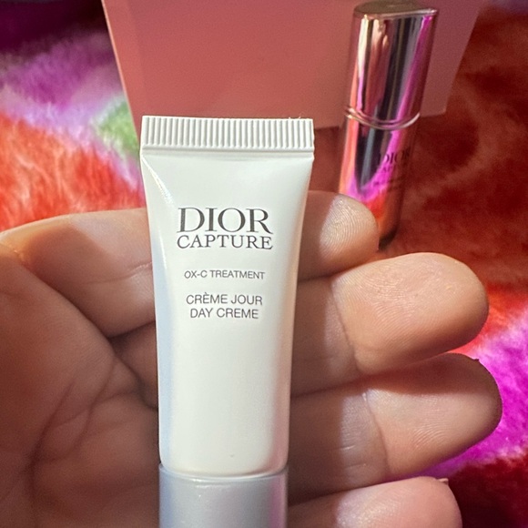 Dior Capture Youth Primer Set in Soft Pink and Silver Accents with bag and box - Picture 3 of 4